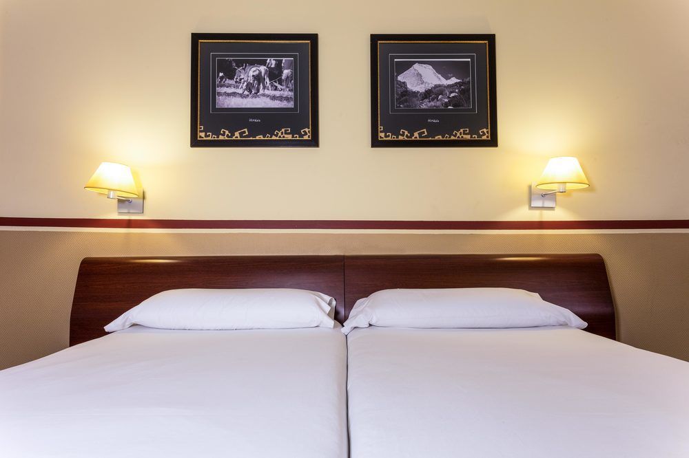 Hotel Grand Pas ปาสเดลากาซา ภายนอก รูปภาพ